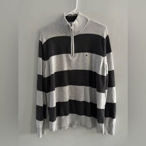 Tommy Hilfiger 1/4 Zip Men's Xl Dark and Light Gray Striped Sweater Preppy